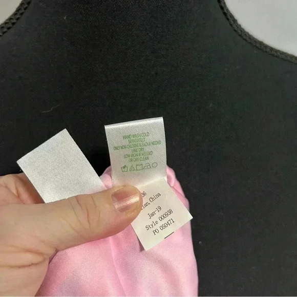 Lily Pulitzer  Jemma Crop Top - Picture 6 of 8